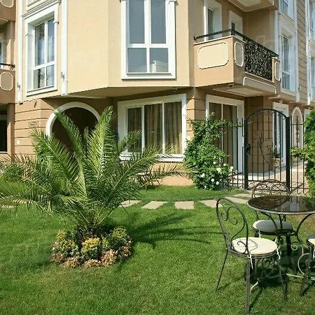 Studio In Dawn Park Deluxe Солнечный берег